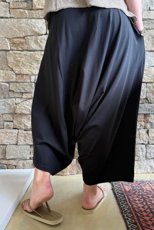Oscar Asymmetric Hareem Skirt Pant Black